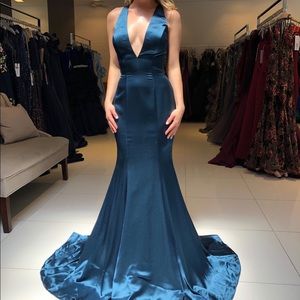 Jovani Size 0 Deep Teal Evening Gown